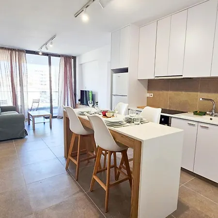 Beachside Breeze * ラルナカ