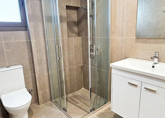 Beachside Breeze * Larnaca